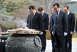 이 총리, 국립서울현충원 참배