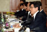 황 총리, 국가과학기술심의회 회의 주재