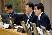 황 총리, 국무회의 주재