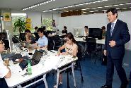 황 총리, 벤처기업 대표 간담회 주재 및 입주업체 격려