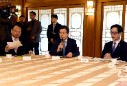 고위 당.정.청 회의 주재