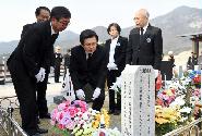 제2연평해전·연평도 포격도발 묘역 방문