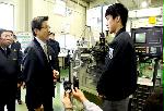 Prime minister meets with young intern