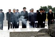 제주 4·3평화공원 참배