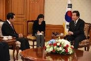 라오스 외교장관 접견