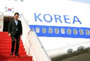 자카르타 수카르노 하타 국제공항 도착 환영 인사