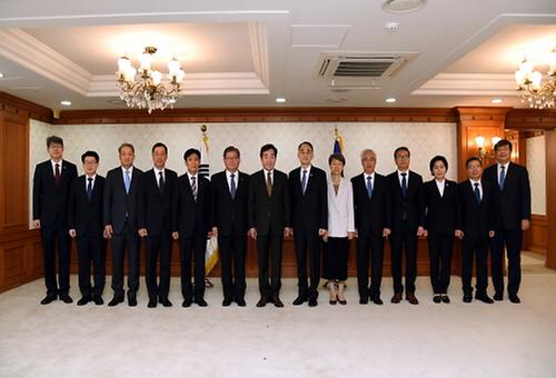 국립대 총장 및 차관급 임명장수여