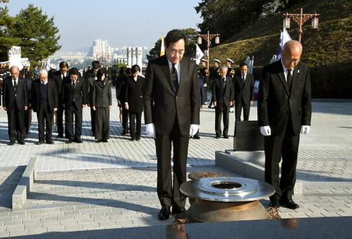 학생독립운동 기념탑 참배