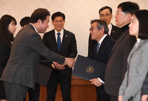 미세먼지특별대책위 위촉장 수여식