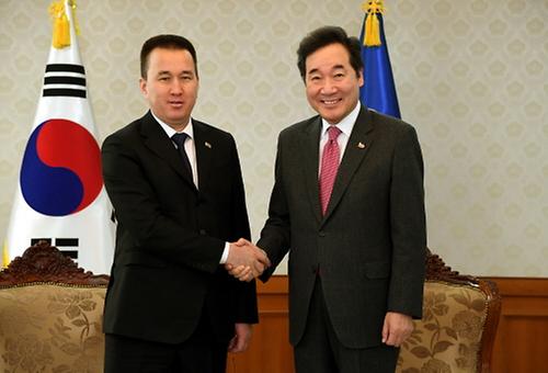 PM meets Turkmenistan's deputy PM