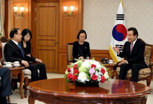 PM meets Chongqing mayor Tang Liangzhi 