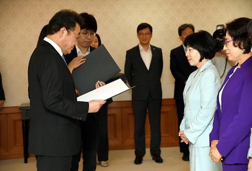 규제자유특구위원 위촉장 수여식