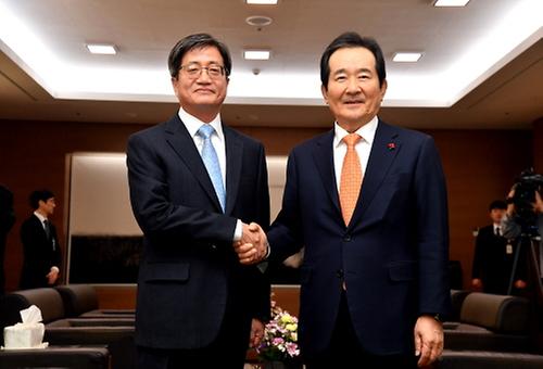 PM meets  Supreme Court chief justice