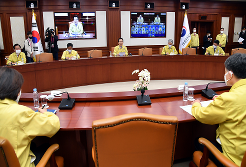 Meeting to discuss COVID-19 