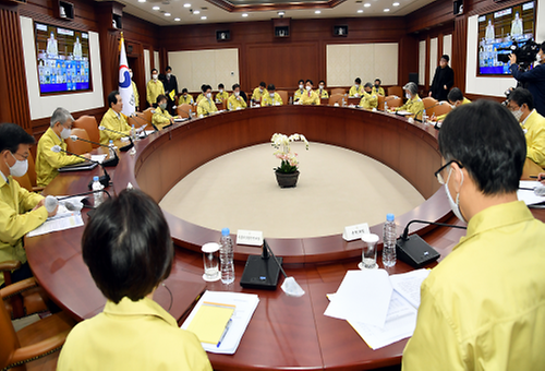 Meeting to discuss COVID-19 