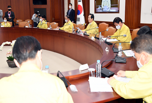 Meeting to discuss COVID-19 